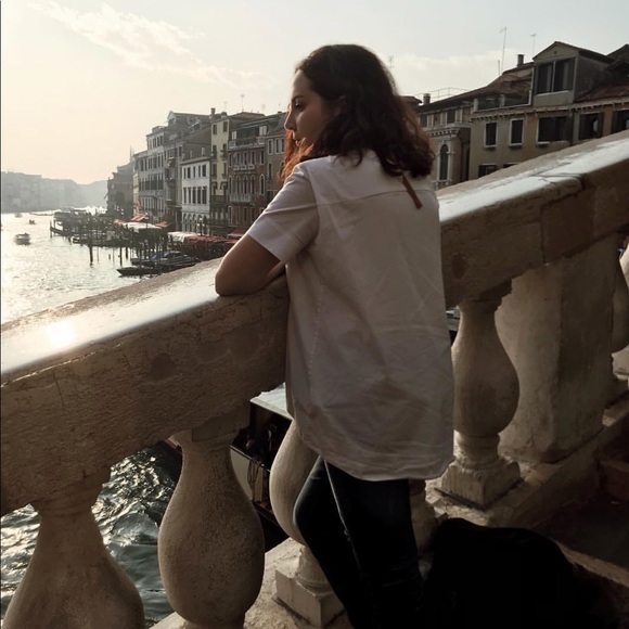 Meet your Posher, Amalia - Picture 2 of 3